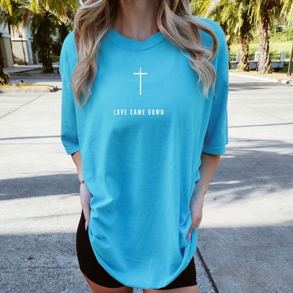 LOVE CAME DOWN TEE - Picture 7 of 14